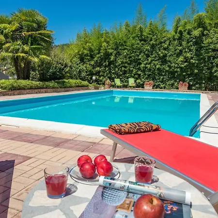 Villa Dimora Alessandra 4, Emma *