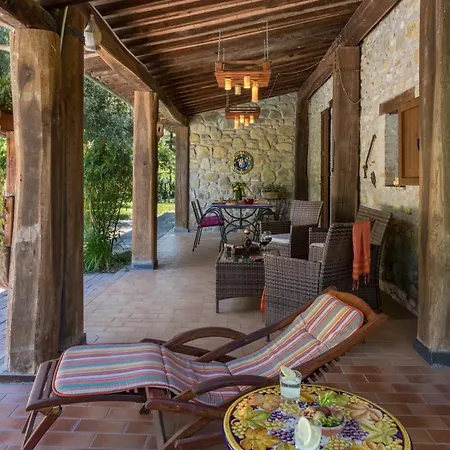 Dimora Alessandra 4, Emma *