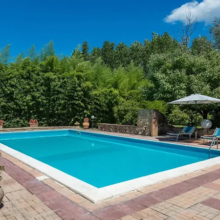 Dimora Alessandra 4, Emma Collazzone