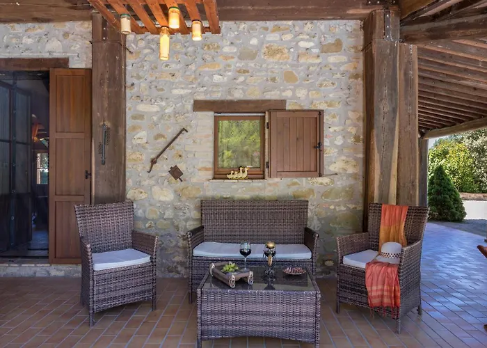 Dimora Alessandra 4, Emma Vila Collazzone